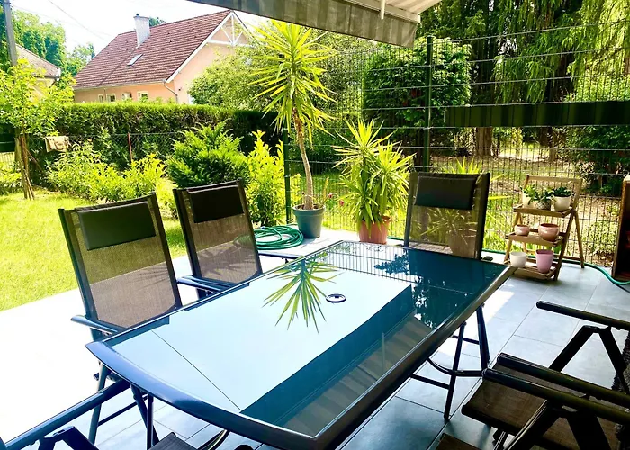 Mark Apartman Apartment Balatonszarszo